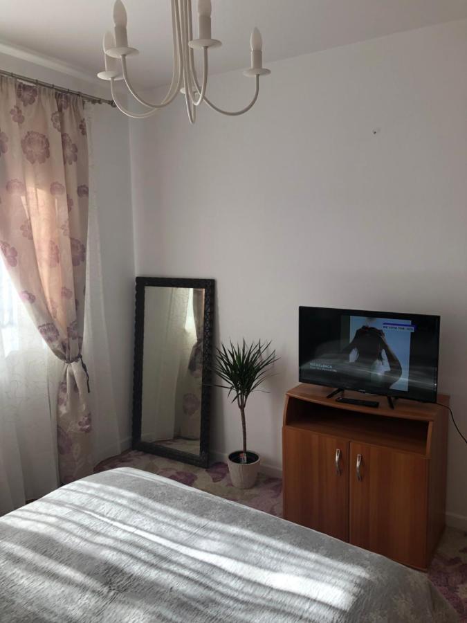 Appartamento Grig Apartament Bucarest Esterno foto